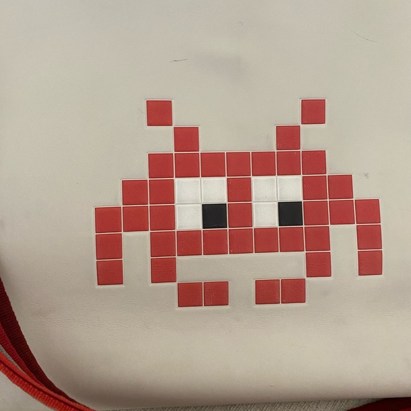 Incredible cool by Anya Hindmarch shoulder bag - Picture 3 of 11